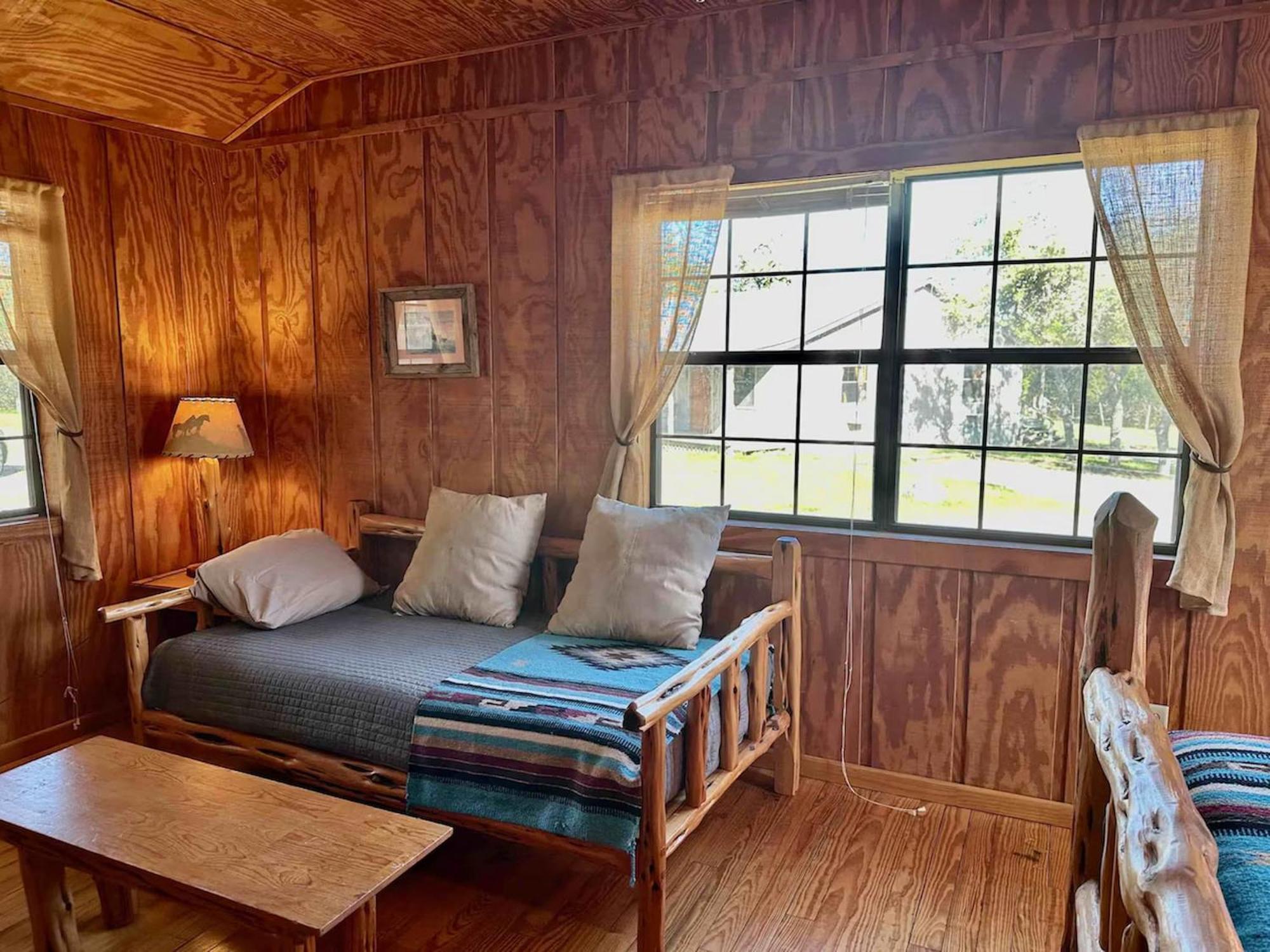 Crc Ranch Retreat Hotel Bandera Phòng bức ảnh